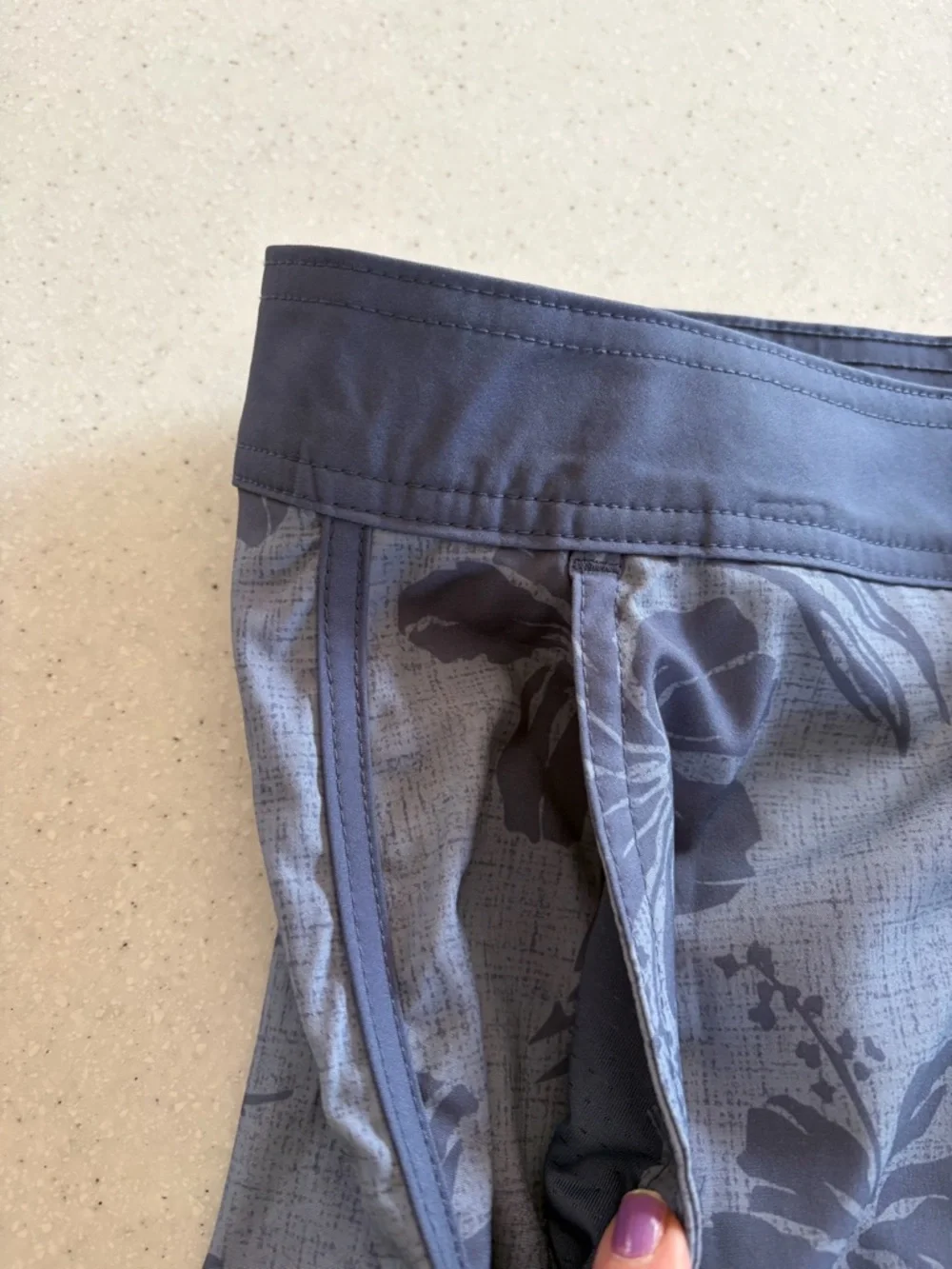 NWT Wave Zone Men’s Sz 40 Gray & Blue Floral Swim Trunks with Liner &  pockets!